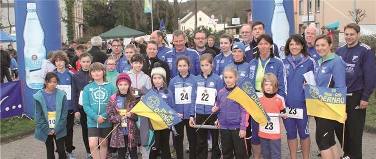Die Dernauer Leichtathleten bei der Ahrkreisstaffel in Bad Breisig. Privat