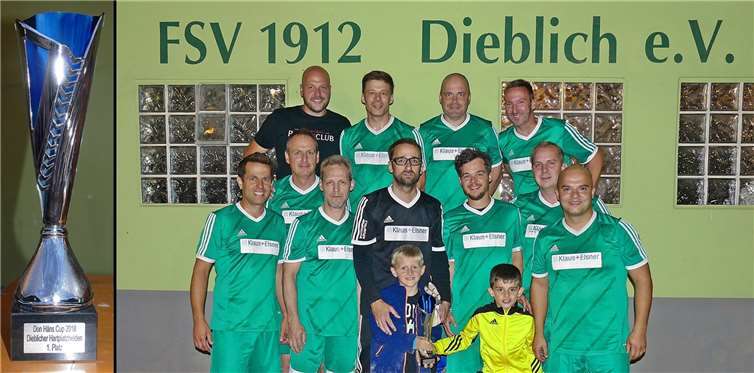 Die Dieblicher „Hartplatzhelden“ nach ihrem Turniersieg um den Don Häns Cup. privat