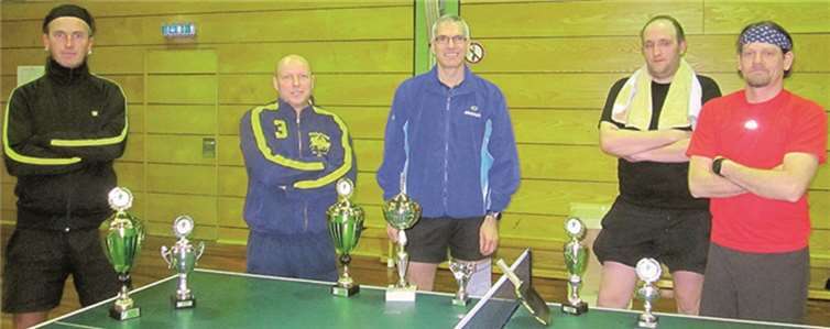 Die Dieblicher Vereinsmeister: (Von links) Armin Schmitt, Peter Mohnen, Michael Fuxius, Volker Boche und Tobias Dany.privat