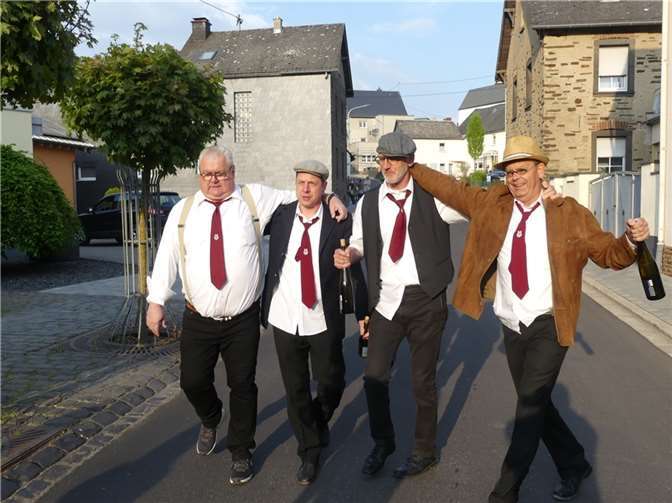 Die Dorfakademie Hambuch präsentierte die fünfte Auflage ihrer beliebten Nachttheaterreihe mit alten Dorfgeschichten.  Fotos: TE