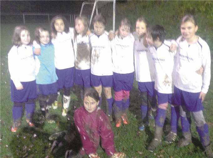 Die E-Mädchen Wienau Freirachdorf.Privat