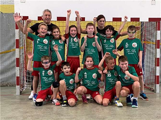 Die E1-Jugend hat allen Grund zum Jubeln. Foto: JSG Welling/Bassenheim