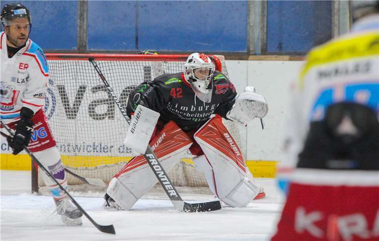 Die EG Diez-Limburg gegen Heilbronn.Constantin Schönfelder