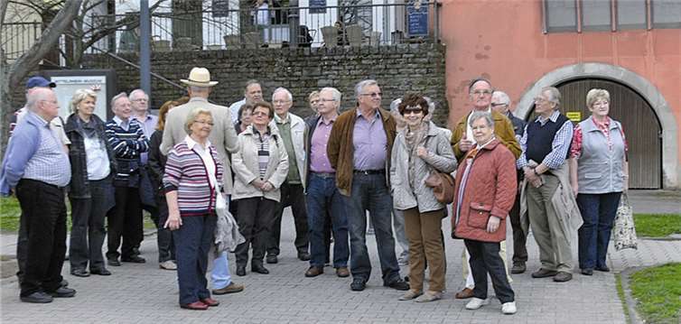 Die Ehemaligen der Stadtwerke Andernach GmbH verbrachten zusammen mit ihrem Chef aus dieser Zeit, Herrn Lenz, einen interessanten Nachmittag. privat