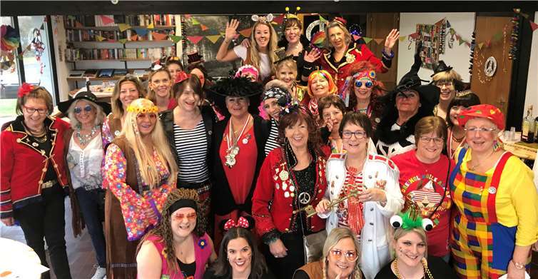 Die Ehlscheider Möhnen waren einfach gut drauf.Fotos: privat