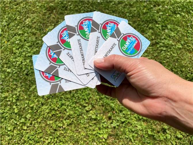 Die Ehrenamtskarte kann ganz einfach von jedem hiesigen Verein beantragt werden.  Foto: Kreisverwaltung Ahrweiler