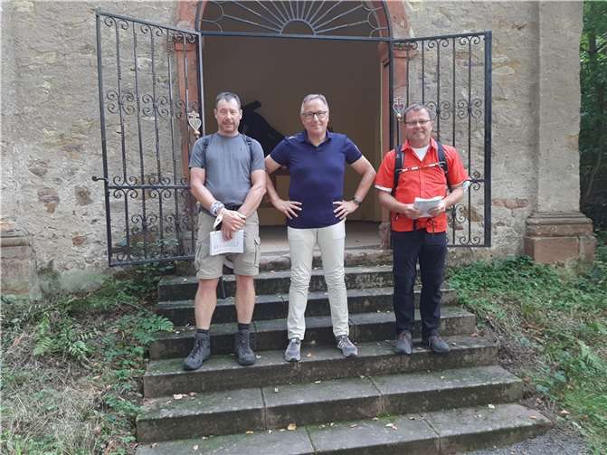 Die Ehrung von Hermann Schütz.