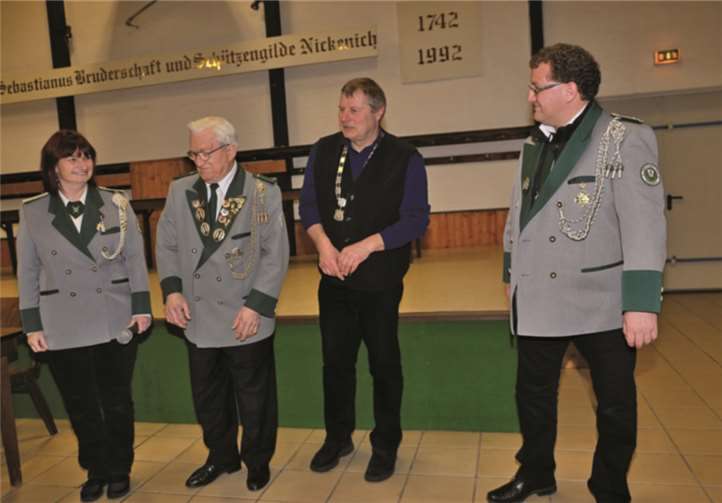 Die Ehrung von langjährigen Mitgliedern war Bestandteil der Feier.Viktor Schlosser