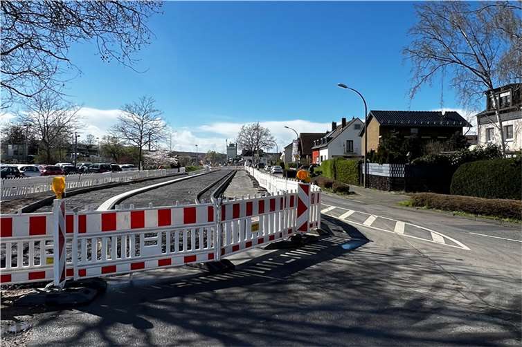 Die Einbahnstraßenregelung in der Keramikerstraße zwischen der Aachener Straße und der der Straße „Am neuen Wasserwerk“ wird zunächst bis zum 28. April 2023 verlängert. Foto: Stadt Rheinbach