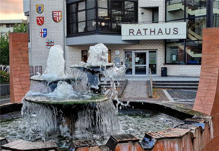 Die Einnahmen sprudeln zwar nicht, aber die Haushaltsplanung Bad Hönningen ist ausgeglichen.  Foto: AWi