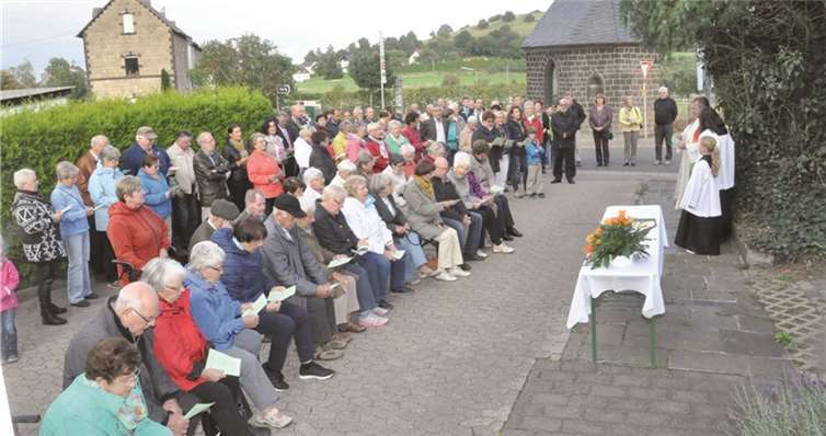 Die Einsegnung war eingebettet in eine würdige Messfeier.