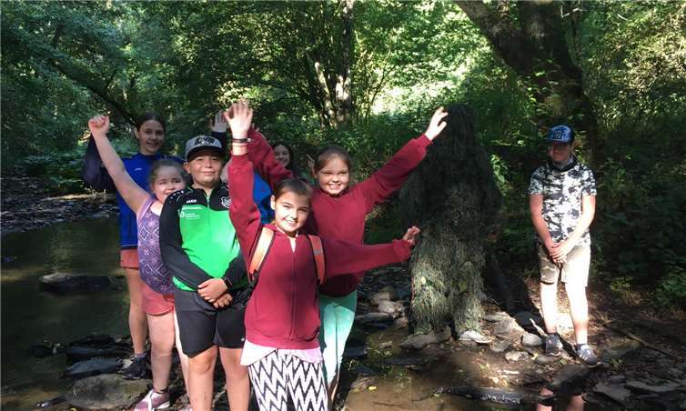 Die Elz wurde an unterschiedlichen Stellen erkundet. Fotos: privat