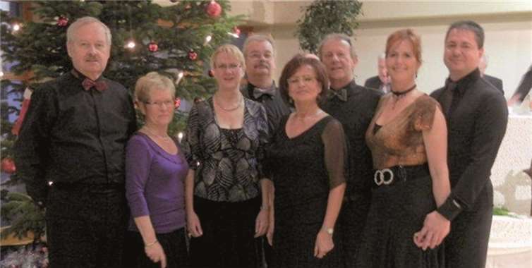 Die Engerser Tanzsportler präsentieren sich in in Gerolsheim. Christa Kretz/TSC Neuwied