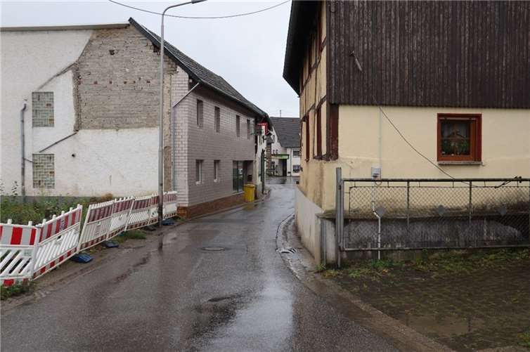 Die Engstellen in der Ortschaft Esch haben in der Vergangenheit bereits mehrfach zu gefährlichen Situationen im Straßenverkehr geführt. Foto:S. Macht / Kreisverwaltung Ahrweiler