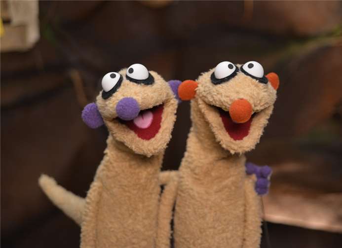 Die Erdmännchen „Jan und Henry“ erleben in dem Theaterstück interessante Abenteuer. Foto: privat