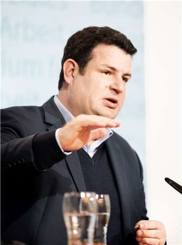 Die Ernsthaftigkeit der jungen Journalisten hat Hubert Heil, Minister für Arbeit und Soziales, überrascht.