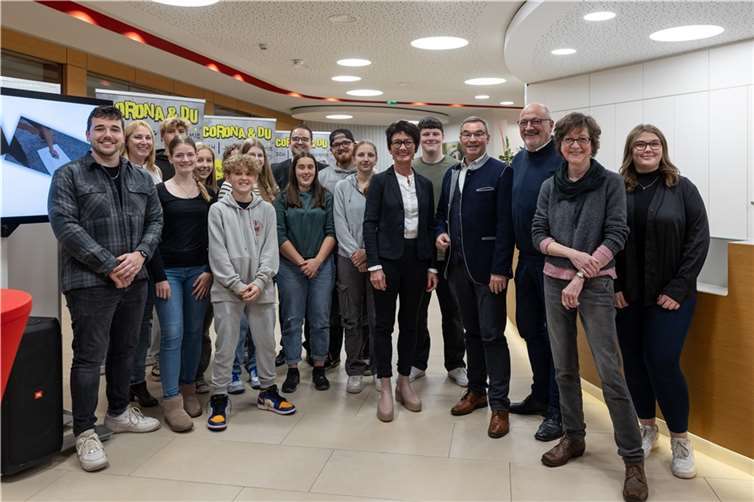 Die Eröffnung der Ausstellung fand großen Anklang. Foto: Christian Lipowski
