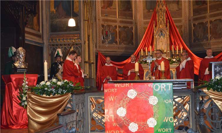 Die Eröffnungsmesse fad in der Apollinariskirche statt.