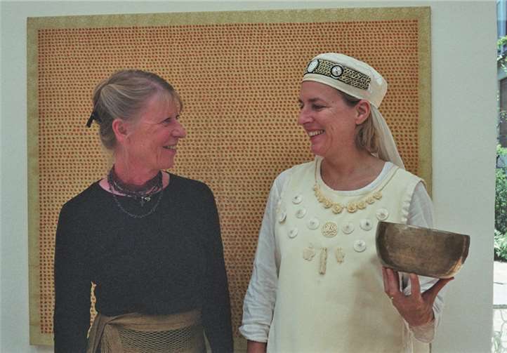 Die Erzählerinnen Marianne Bauer und Angelika Krohne. privat