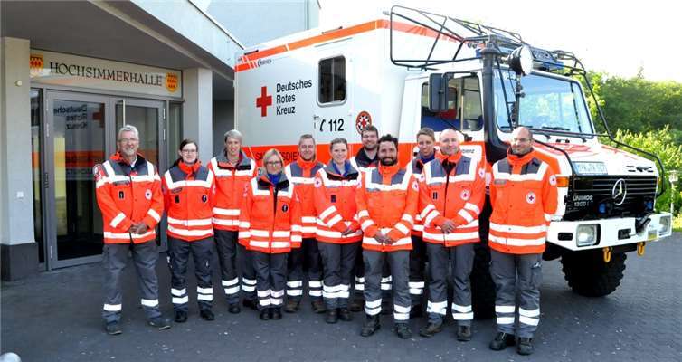 Die Ettringer Rot Kreuzler sind mitten in den Vorbereitungenfür die Fortbildungs-Veranstaltung in der Hochsimmerhalle am 23. Juni. Fotos: BS
