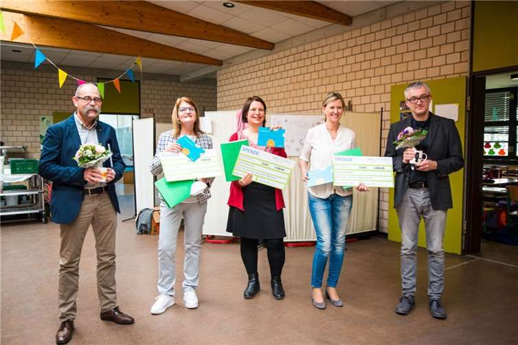 Die Evangelische Grundschule Meckenheim, die katholische Grundschule Flerzheim und die Grundschule St. Martin in Rheinbach erhielten jeweils eine großzügige Spende vom Bundesverband Musikunterricht in Höhe von 4000 Euro. Foto: privat