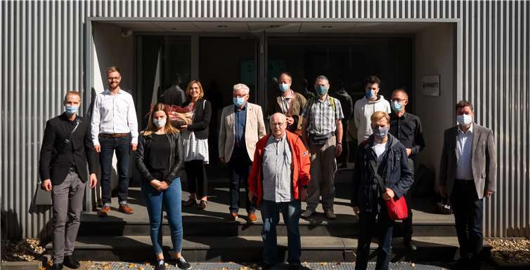 Die Exkursionsteilnehmer zu Besuch beim Wärmepumpenhersteller Waterkotte. Foto: privat