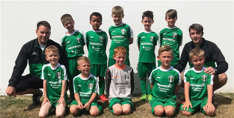 Die F-Jugend fuhr zum Provinzial Hunsrück Cup nach Biebern.FC Burgen