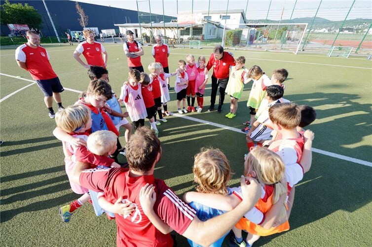 Die F-Junioren des SV Kripp fungierten als Trainingsgruppe.