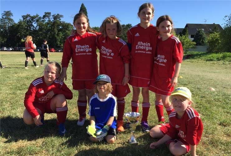Die F-Juniorinnen des SV Wachtberg zeigten in Friesheim großartige Leistungen. privat
