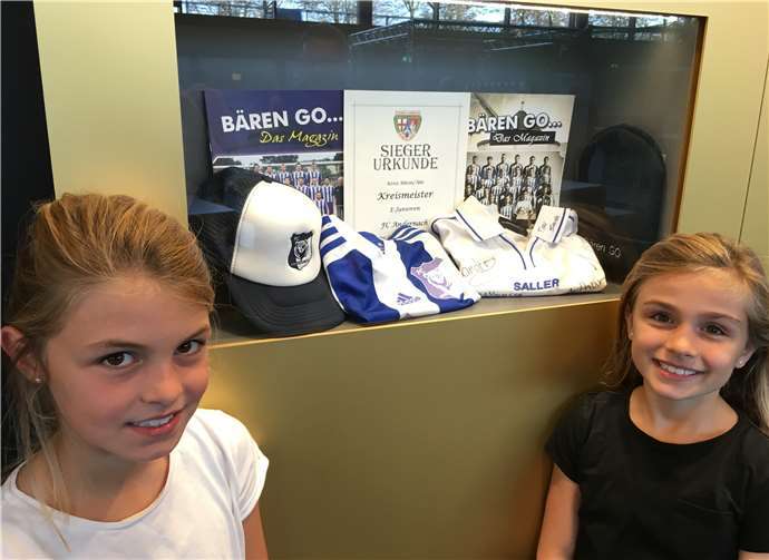 Die FC Andernach-Vitrine. Privat