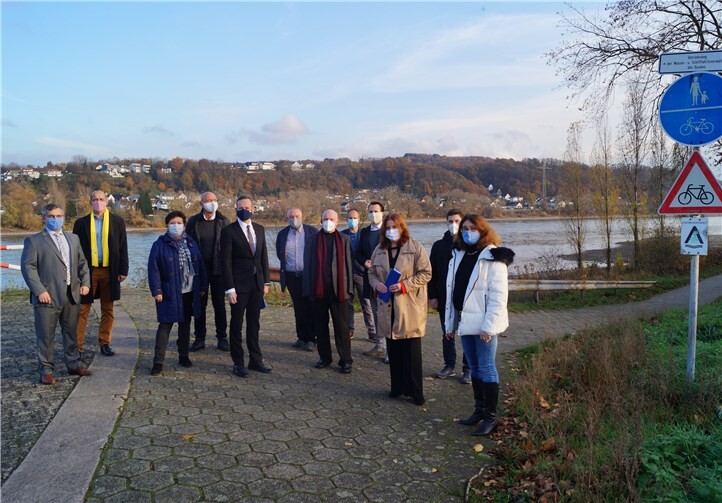 Die FDP fordert schon seit längerem eine Verbesserung des Rheinradweges insbesondere zwischen Sinzig und Bad Breisig. Positive Nachrichten aus Mainz überbrachte der Wirtschaft- und Verkehrsminister Dr. Volker Wissing, der den Radweg selbst in Augenschein genommen hatte. Jetzt freuen sich die Liberalen, dass die Sanierung bald losgehen kann. Quelle: FDP Kreis Ahrweiler