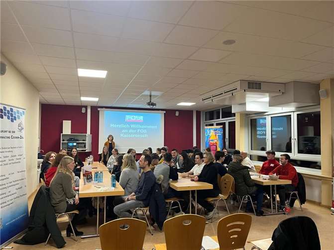 Die FOS Kaisersesch vernetzt Schüler mit Betrieben für das Jahrespraktikum. Foto: Ingrid Müller