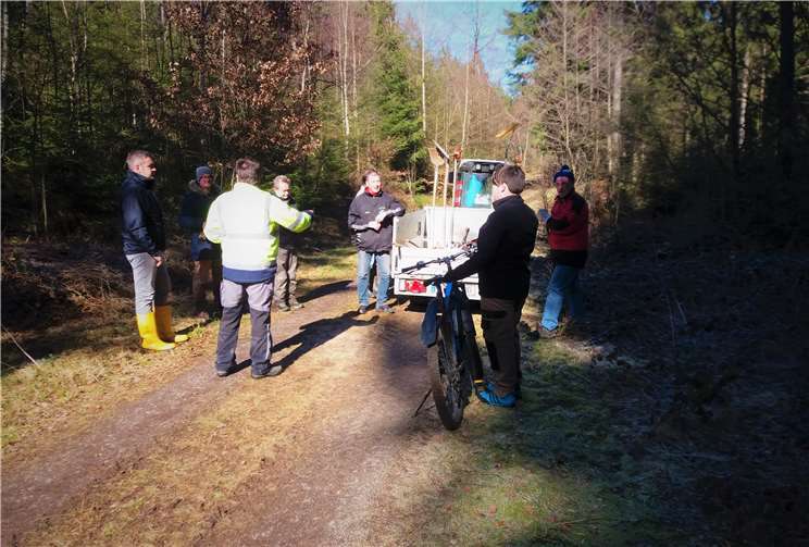 Die FWG „Bürger für Bürger“ Kempenich beim jährlichen Aktionstag zur Pflege und Unterhaltung der Biotope im Bruch der Gemeinde Kempenich. Foto: privat