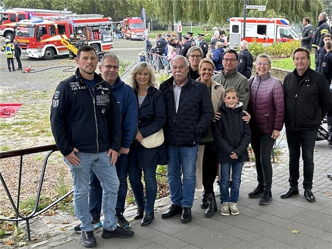 Die FWG bedankt sich herzlich bei allen Feuerwehrleuten und der gesamten Blaulichtfamilie für ihren unermüdlichen Einsatz. Foto: privat
