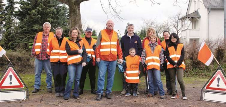 Die FWG reinigte Wald- und Straßenränder von Kleinmaischeid.privat