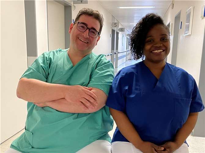 Die Fachärzte für Innere Medizin / Gastroenterologie Uday Fahmy und Claudia Youmbi behandeln im MVZ im Kreis Ahrweiler die atientinnen und Patienten mit Erkrankungen des Magen-DarmTrakts.  Foto: Foto: Hannah Scosceria