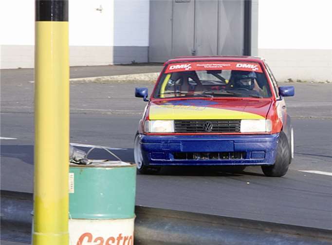Die Fahrer des Godesberger Motor-Clubs erreichten tolle Ergebnisse beim Nachtslalom auf der Bengener Heide. privat