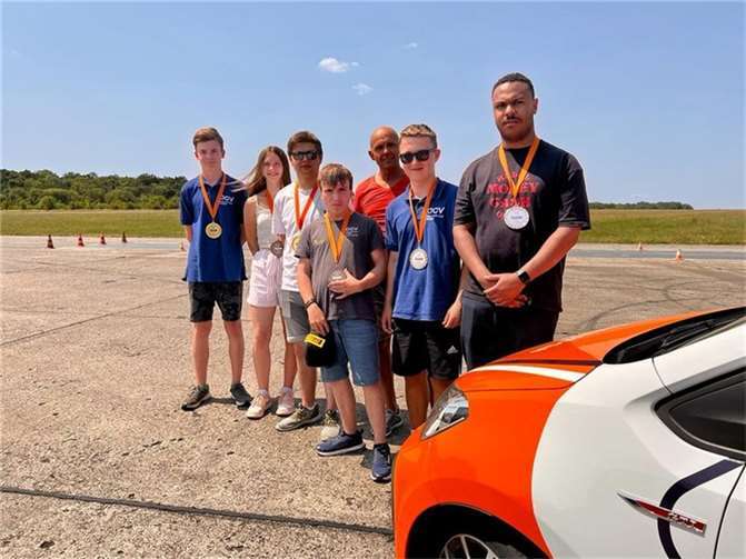 Die Fahrererinnen und Fahrer glänzten bei Autoslalom in Eisenach. Quelle: ACV OC Lahnstein