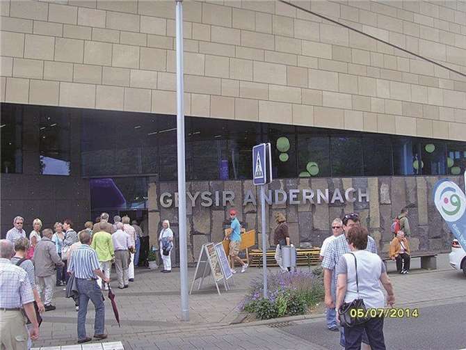 Die Fahrt ging zunächst nach Andernach, zum Kaltwasser-Geysir. privat