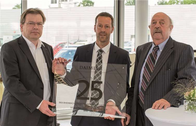 Die Familie Frey freut sich wieder über die Auszeichnung von der Daimler AG. Guido Dohr
