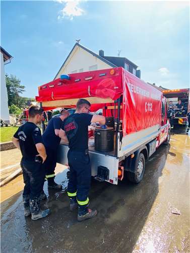 Die Feuerwehr Mendig unterstützte die Arbeiten im Ahrtal auf vielfältige Weise.