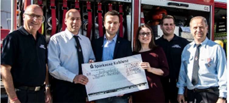 Die Feuerwehr Rheindörfer freute sich über die Spende in Höhe von 500 Euro. privat