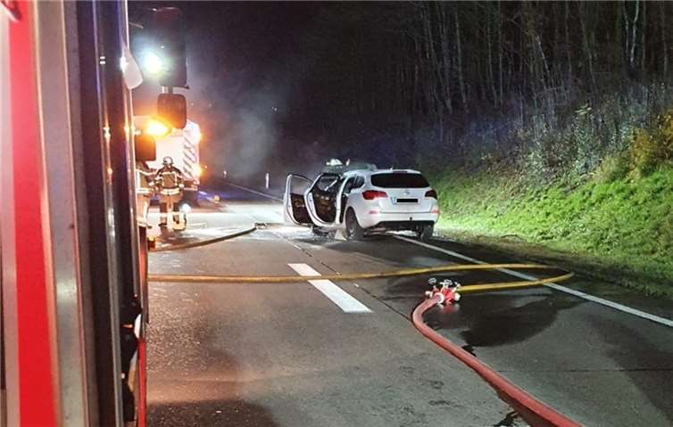 Die Feuerwehr brachte das Feuer unter Kontrolle. Foto: Feuerwehr VG Asbach