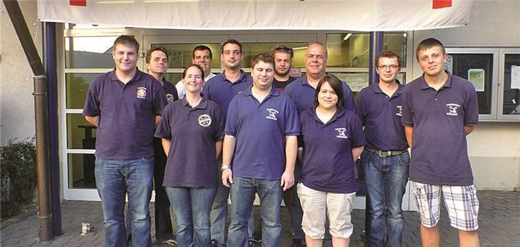 Die Feuerwehr hilft immer und überall, sogar bei der Blutspende zeigten sich die Frauen und Männer der Freiwilligen Feuerwehren aus der Verbandgemeinde Brohltal vorbildlich. privat