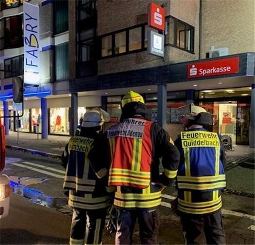 Die Feuerwehren Quiddelbach und Wimbach wurden nachalarmiert, diese wussten ebenfalls nichts von der Alarmübung.