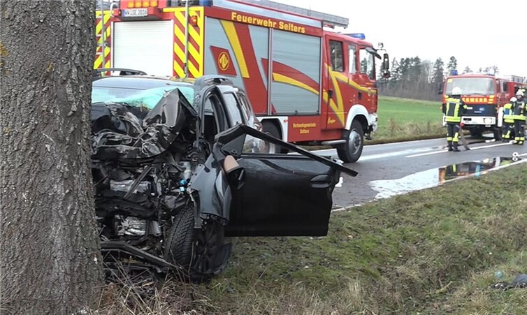 Die Feuerwehren der umliegenden Orte waren schnell zur Hilfe. 
