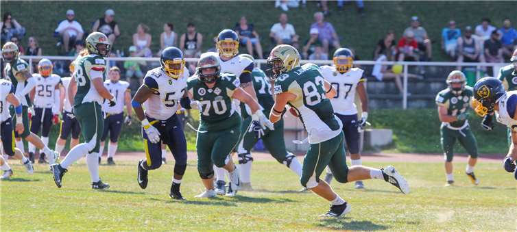 Die Fighting Farmers (grün) konnten am Anfang überzeugen. fischkoppMedien