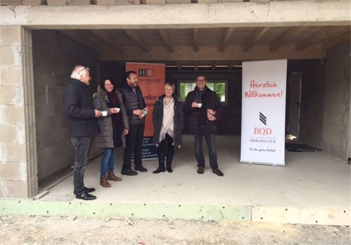 Die Firma BQD Immobilien GbR aus Montabaur ermöglichte Hausinteressierten einen Einblick in einen individuell geplanten Rohbau. privat