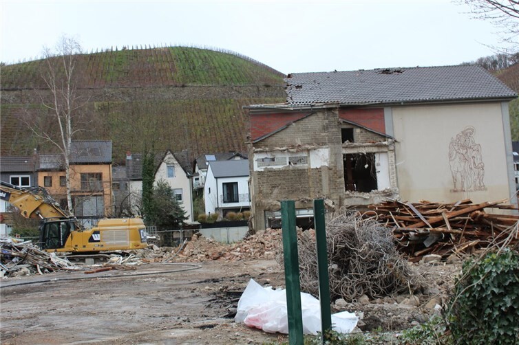 Die Firma Wahl dämmt die Staubentwicklung ein. Foto: WITE