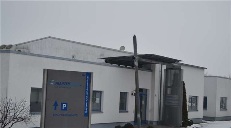 Die Firmenimmobilie in Kottenheim steht zum Verkauf. Foto: UWM